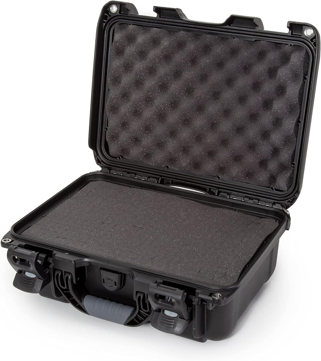 Black Nanuk Case P173436