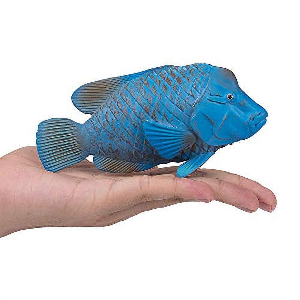 Blue Grouper Wildlife Figurine R8232