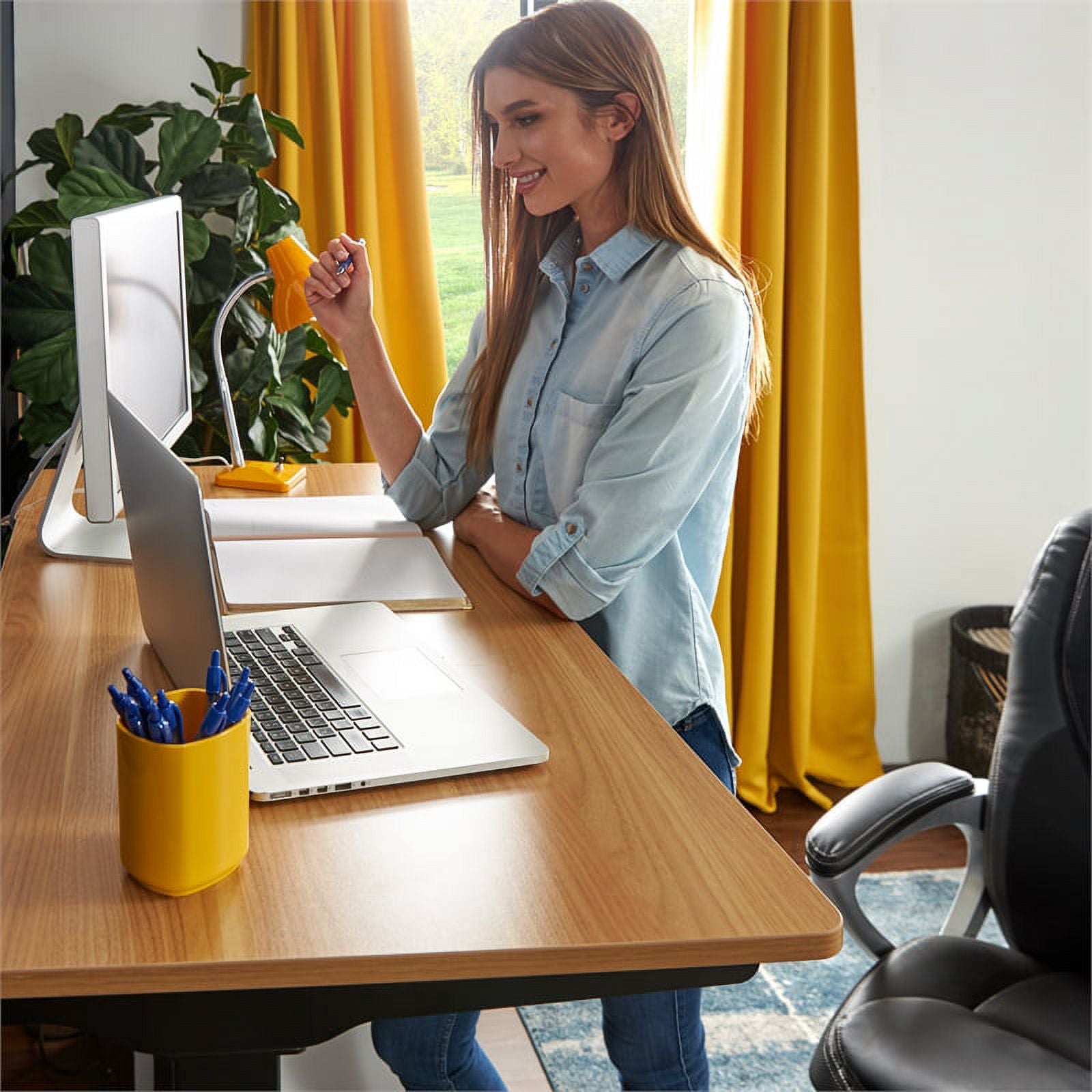Standing Desk and Motion Office Chair D81889