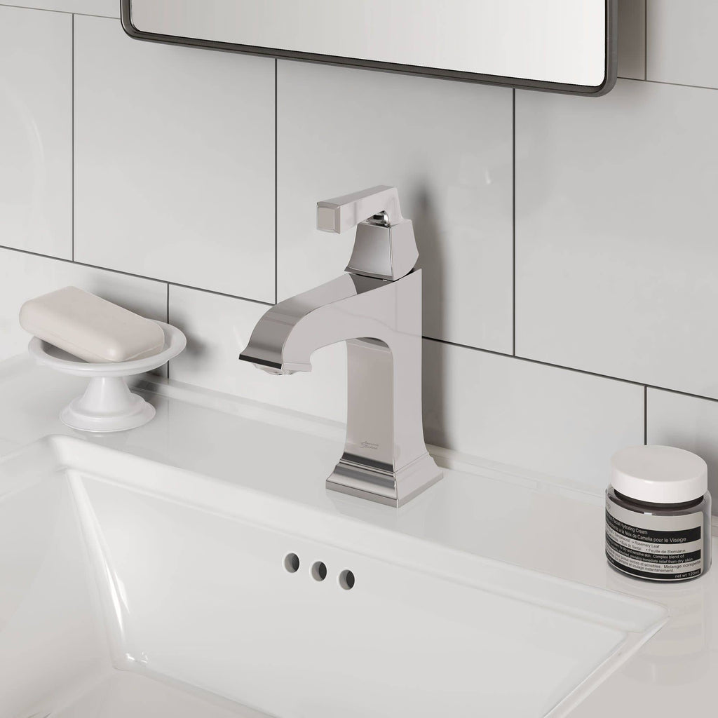 Brushed Nickel Single Hole Bathroom Faucet N633778