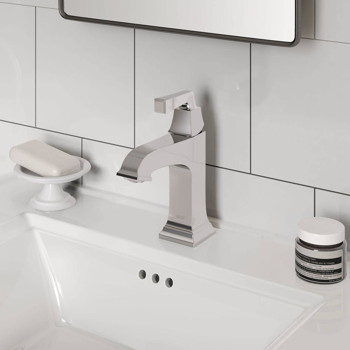 Brushed Nickel Single Hole Bathroom Faucet N633778
