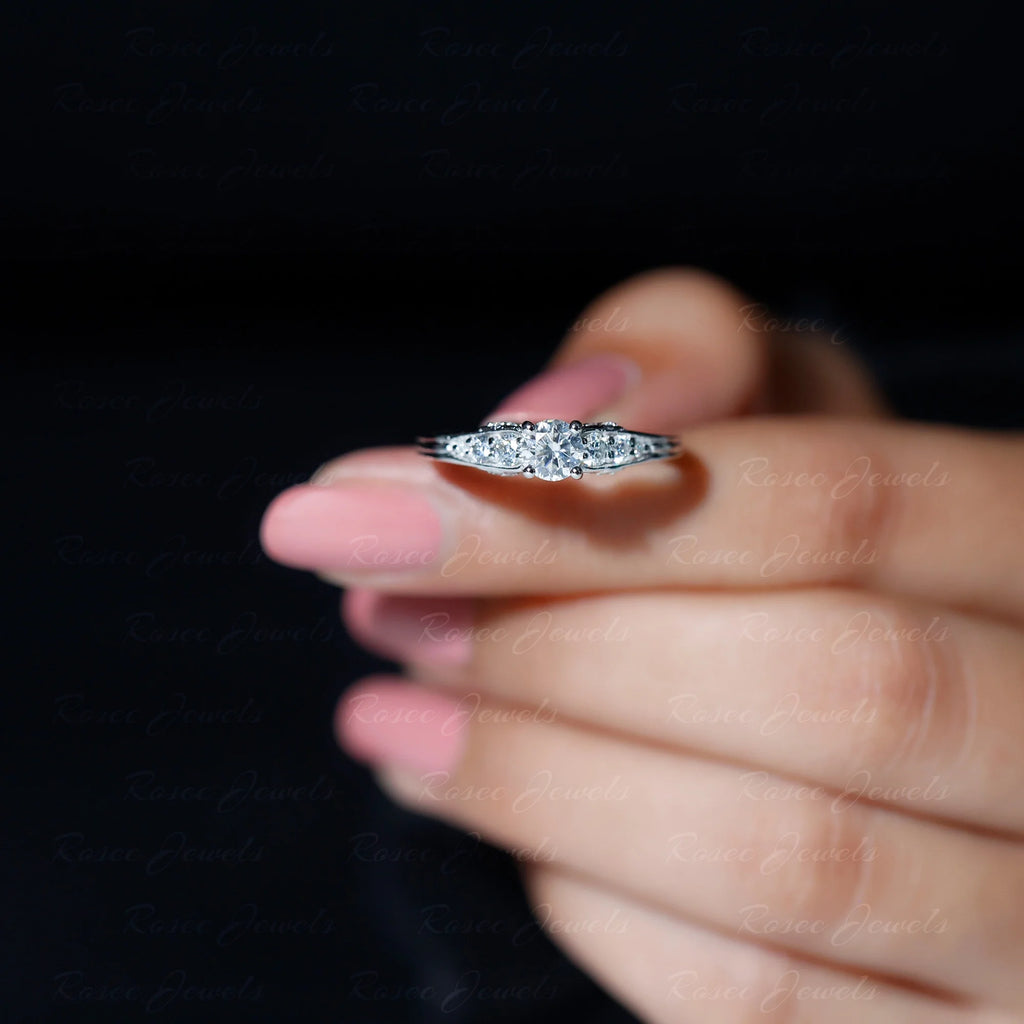925 Sterling Silver Moissanite Solitaire Ring X13475