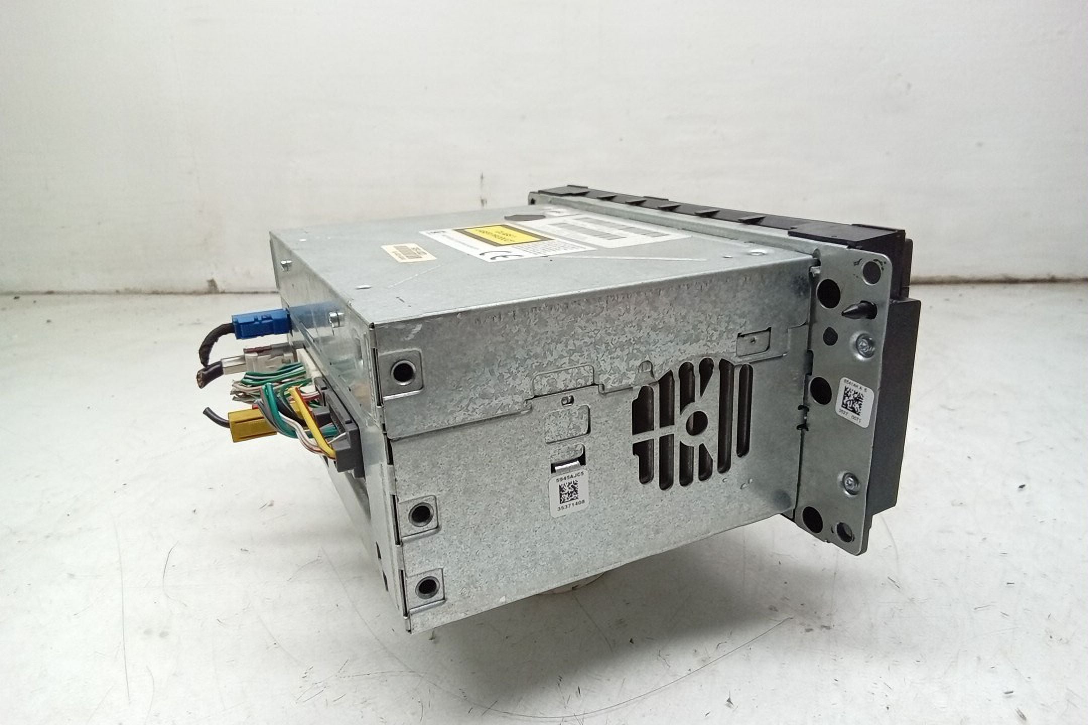 OEM CD Player Radio with Navigation T54244