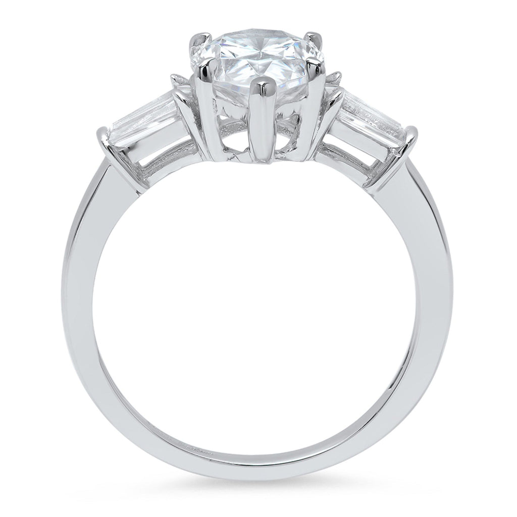 18K White Gold Three-Stone Engagement Ring U731