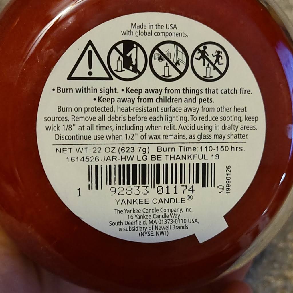 Sweet & Spicy Scented Candle B930639