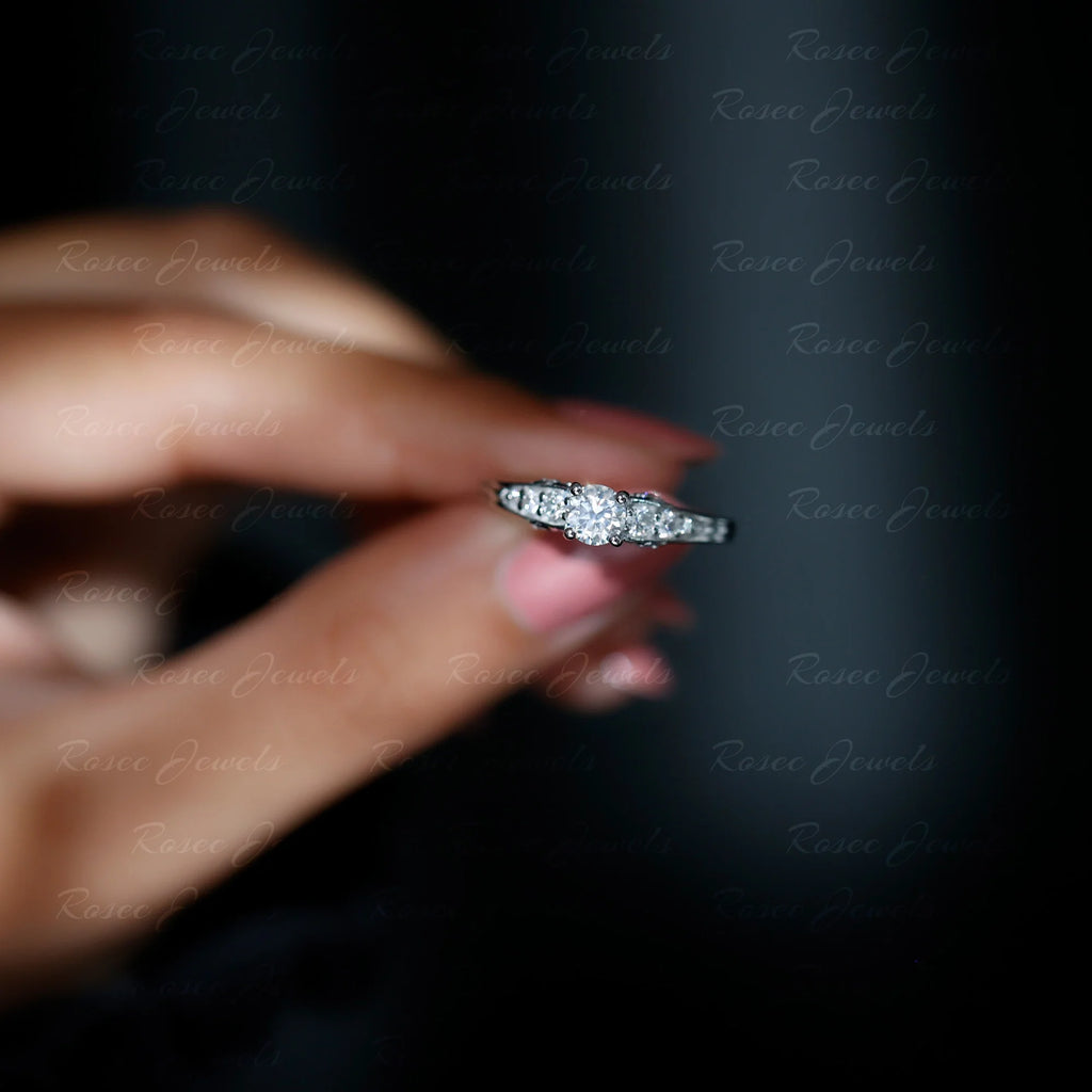 925 Sterling Silver Moissanite Solitaire Ring X13475