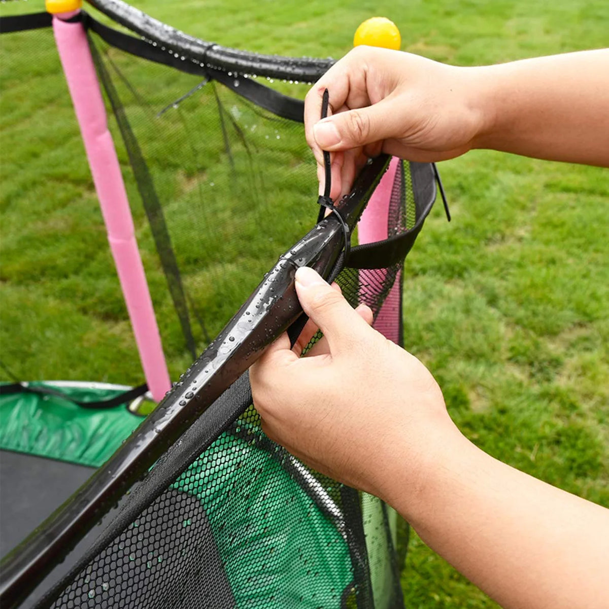 Trampoline Sprinkler ( 39 ft ) G1551