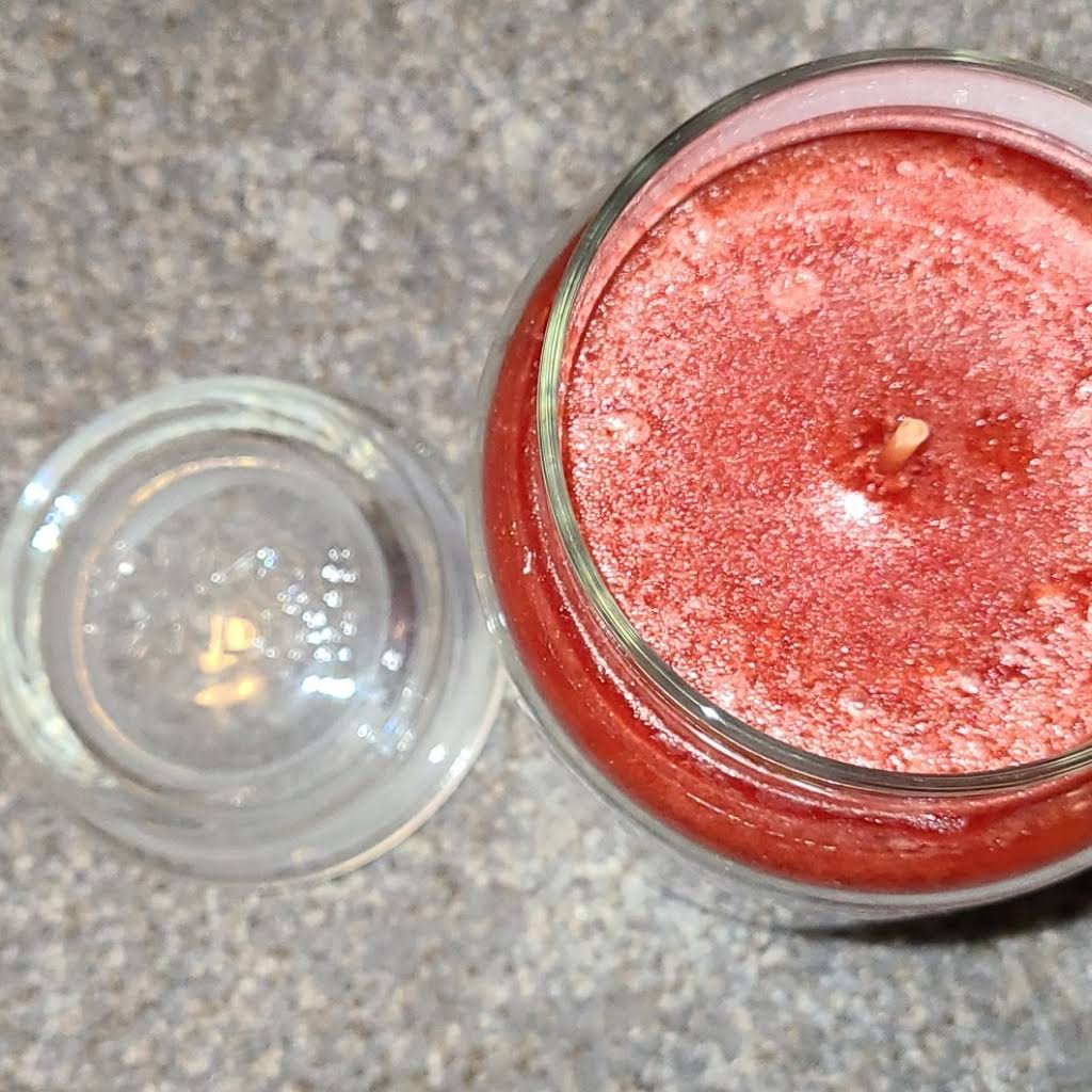 Sweet & Spicy Scented Candle B930639