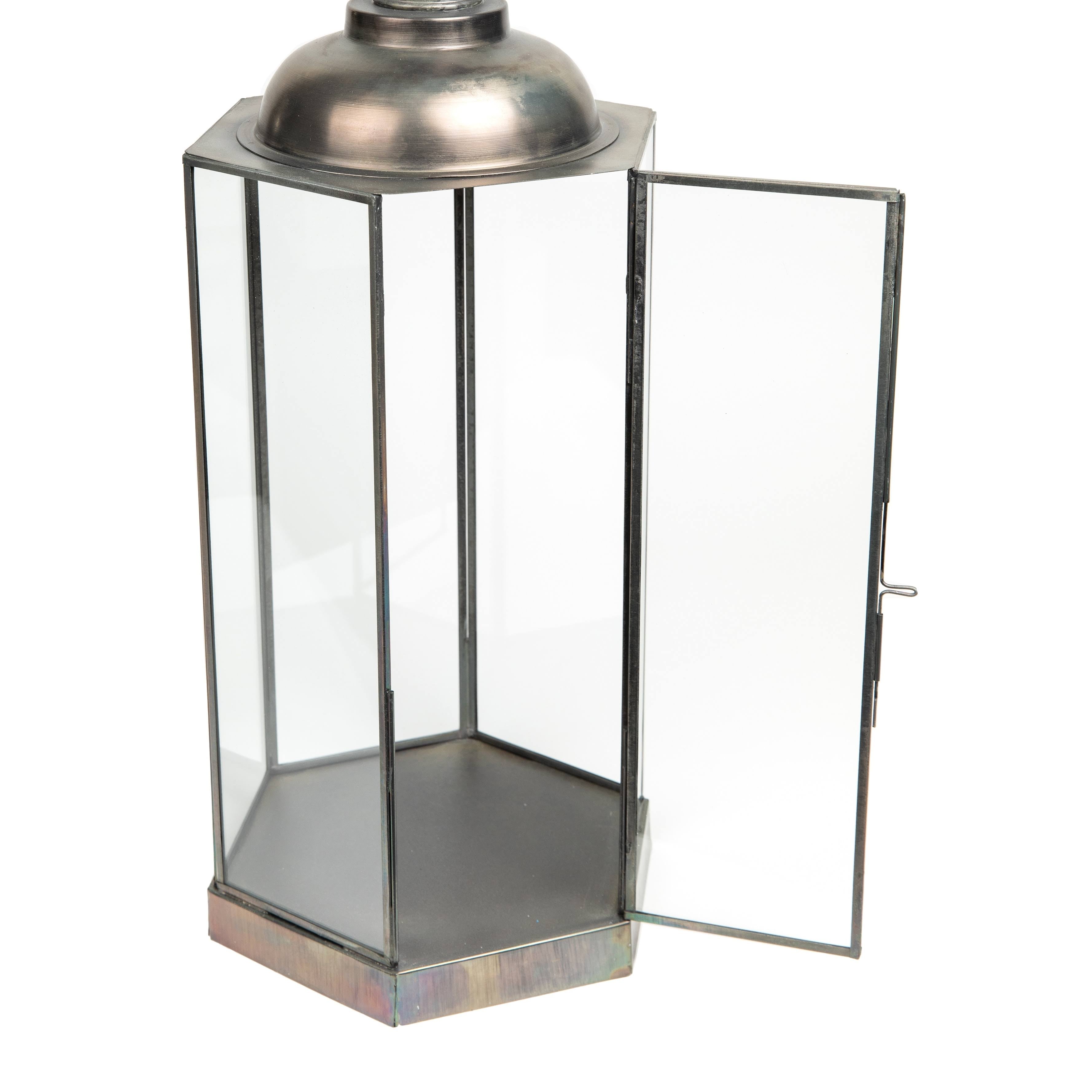 Antique Brass Lantern D258181
