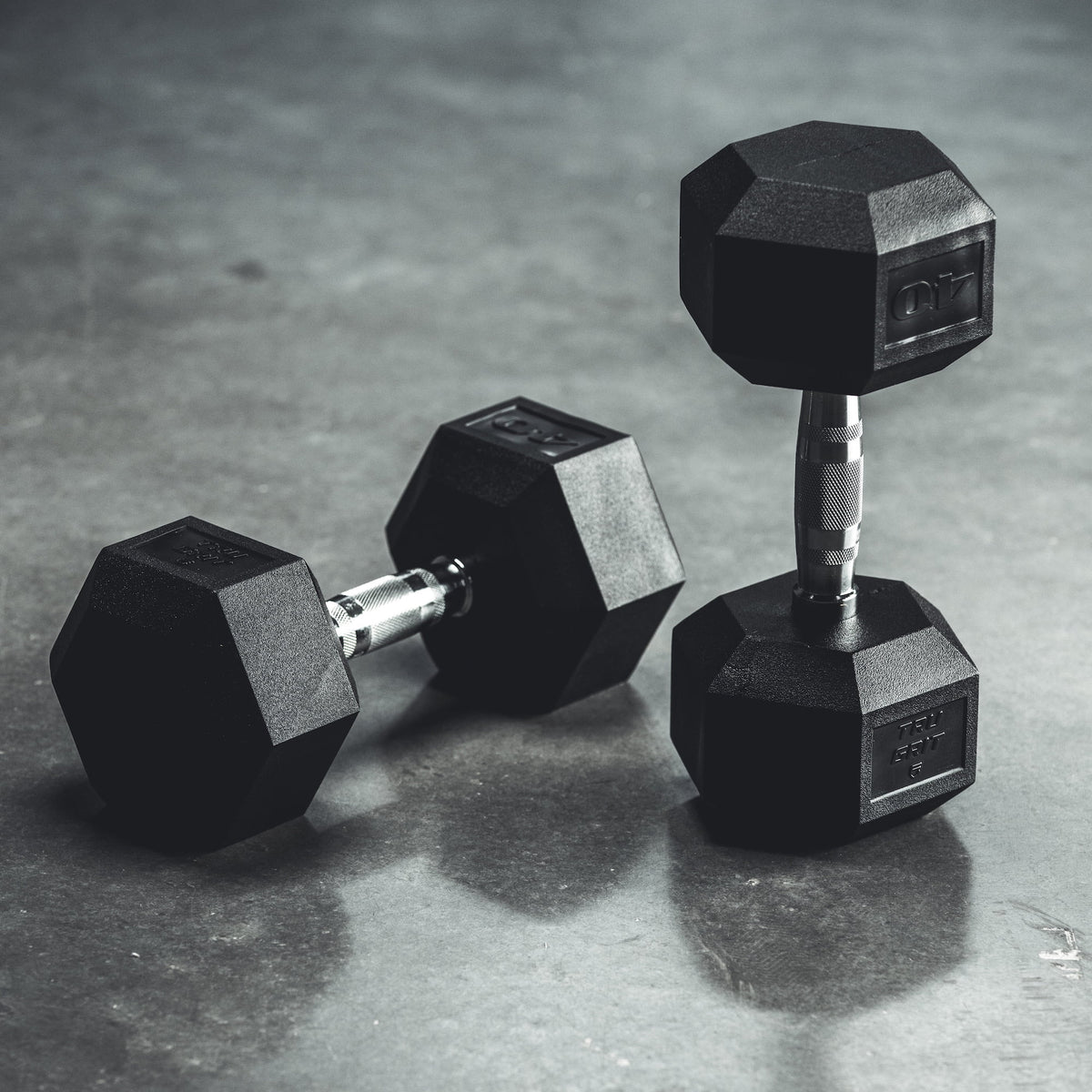 25 lb Black Hex Rubber Dumbbell C3438