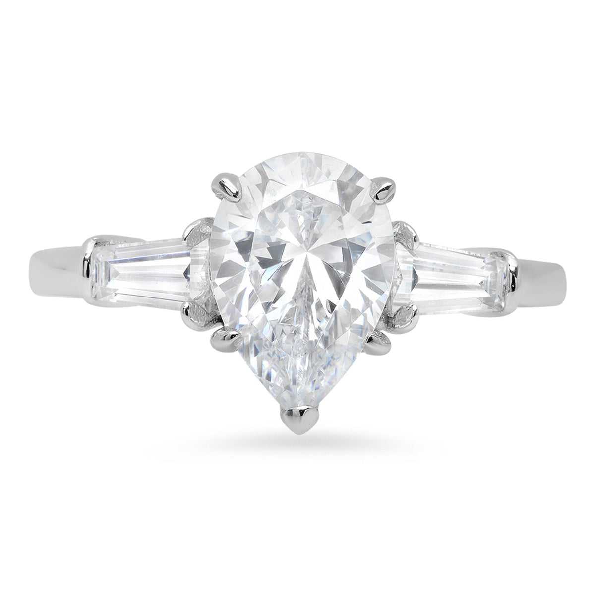 18K White Gold Three-Stone Engagement Ring U731