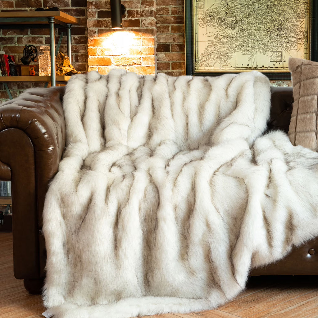 White Faux Fur Blanket 60"x80" Y9802